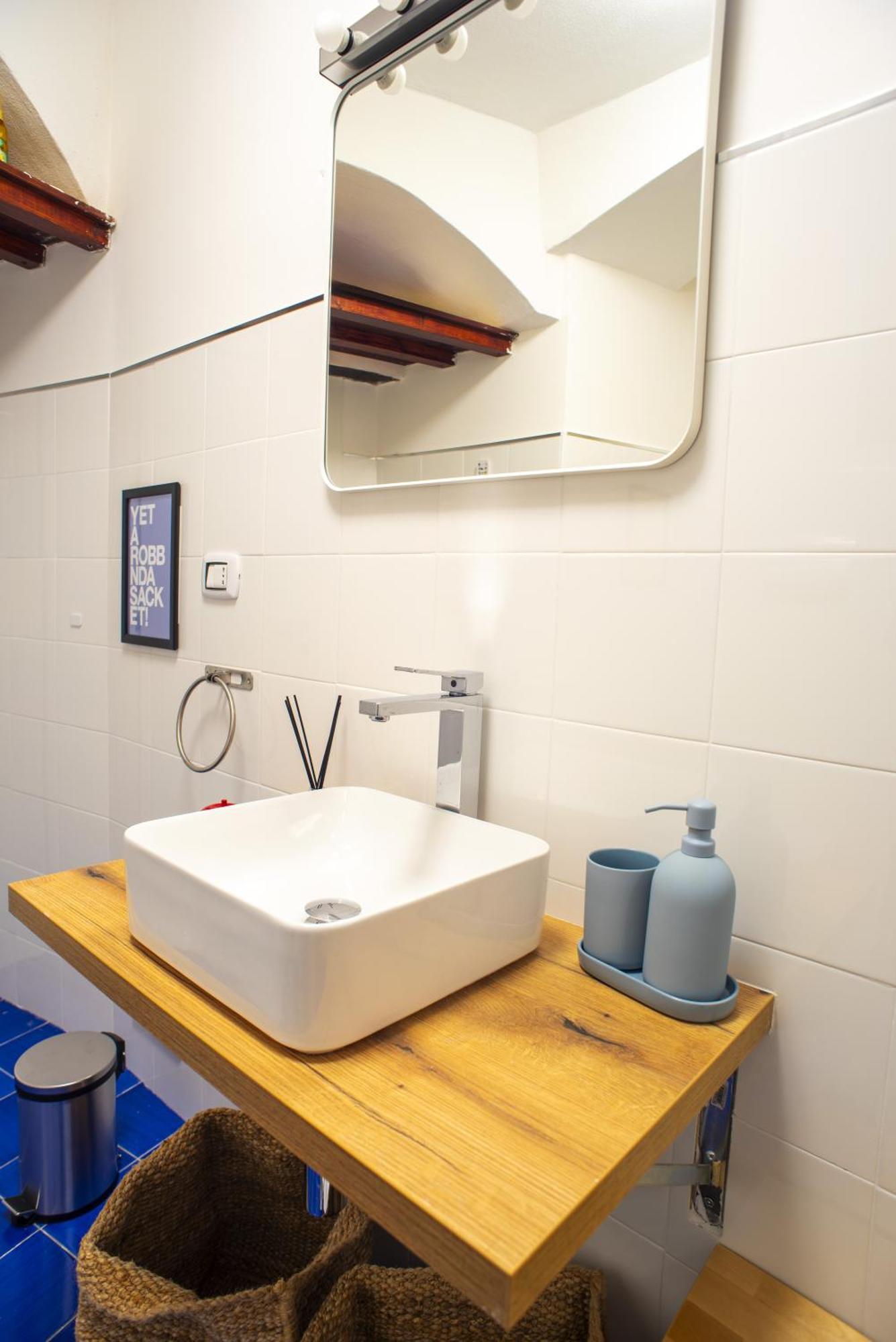 Conte Bed & Breakfast Salerno Centro Exterior foto